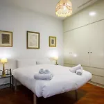 Rentalsevilla A Los Pies De La Giralda